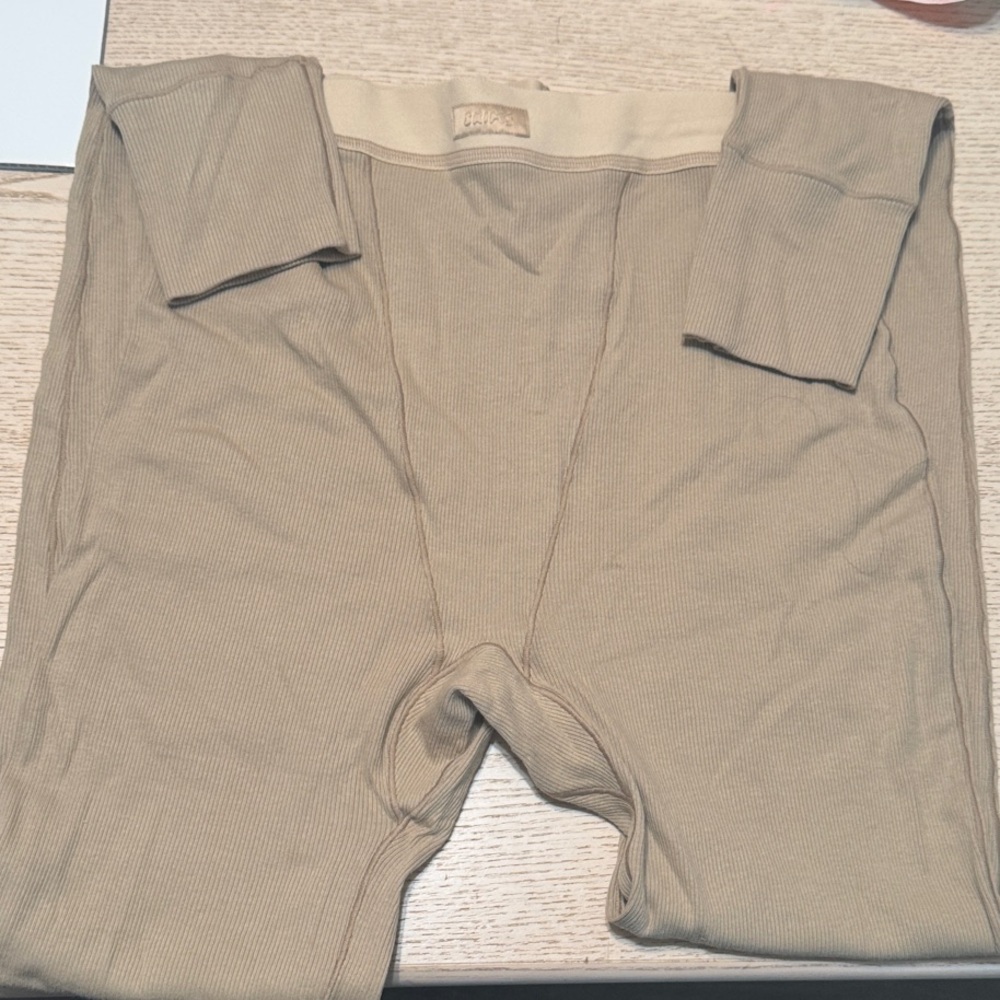 SKIMS Women's Tan Leggings